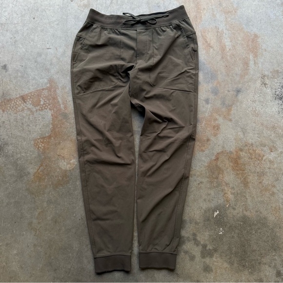 lululemon athletica Other - Lululemon Men's ABC Jogger pants - Olive Green